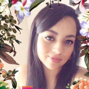 Meet your Posher, Tania